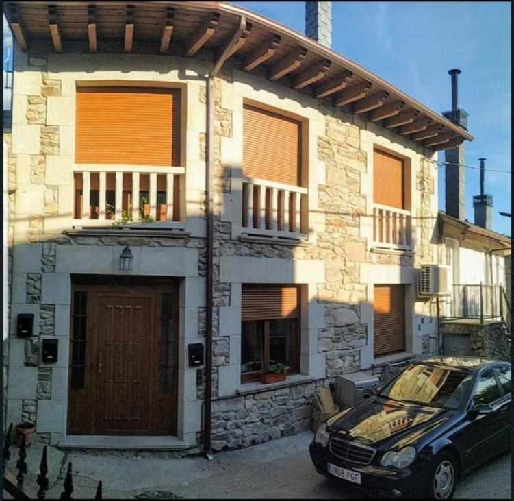 Alquiler de Habitaciones -Viviendas Turísticas Casa César  Lubián Esterno foto